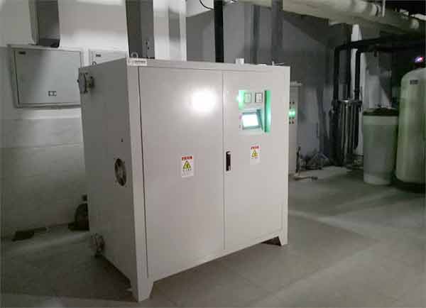 電磁采暖鍋爐加熱水